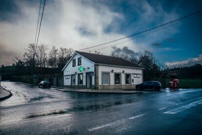 Farmacia Bugadillo (A Coruña), pueblo de una zona rural de Galicia.