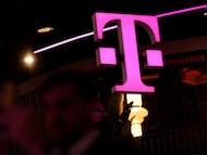 Logo de Deutsche Telekom durante el Mobile World Congress de Barcelona, en 2023.