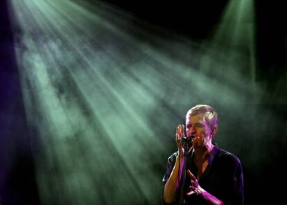 Jay-Jay Johanson durante una actuación en Estambul en 2016.