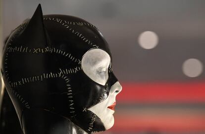 La máscara de Catwoman que lució Michelle Pfeiffer en la película Batman Returns, de 1992.