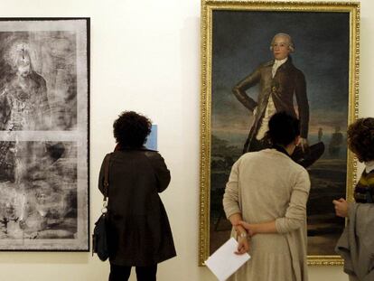 A la derecha, <i>Retrato de Jovellanos,</i> de Goya; a la izquierda, radiografía que muestra a la mujer joven que estaba debajo.