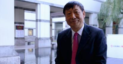 Cao Yuanzheng, economista jefe del Banco de China.