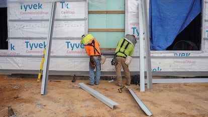 Trabajadores de la construcción en Alabama, en una foto de archivo.