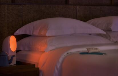 Descansar mejor es uno de los puntos fuertes de las vacaciones, pero en Six Senses Douro Valley (Portugal) quieren asegurarse de ello. Por eso, cuentan con un especialista en sueño que, tras realizar un cuestionario a cada cliente, prepara la habitación para que esté en las condiciones óptimas para un buen descanso.