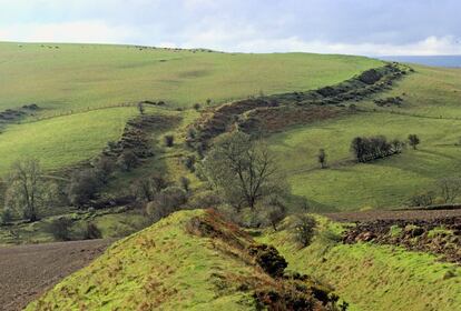 Vista del dique de Offa, cerca de Knighton, en Gales (Reino Unido).