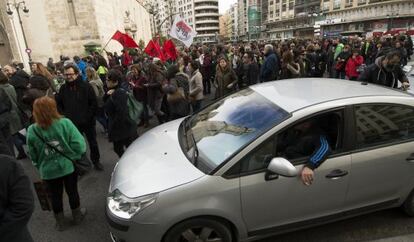 El profesorado interino comienza la manifestaci&oacute;n en la plaza de San Agust&iacute;n de Valencia. 