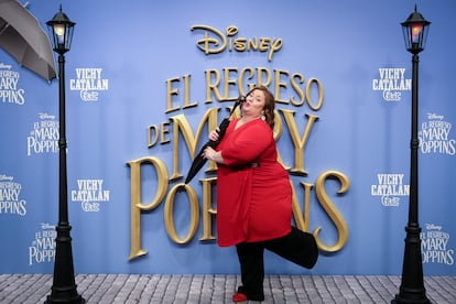 Itziar Castro posa en el presentación del largometraje 'El regreso de Mary Poppins' en el cine Kinepolis de Madrid en 2018.