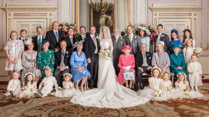 Boda de lady Gabriella Windsor, hija de los príncipes de Kent, celebrada en los jardines de Frogmore House, con la asistencia de Isabel II y el príncipe Felipe de Edimburgo.