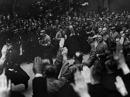 Hitler en una conmemoración del golpe de Múnich de 1923.