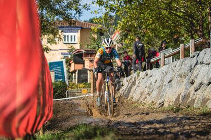 Estela Dominguez, en el Ciclocross de Llodio, el 5 de noviembre de 2022.