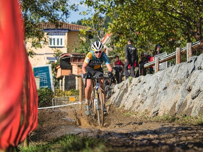 Estela Dominguez, en el Ciclocross de Llodio, el 5 de noviembre de 2022.