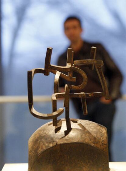 Estudio de Chillida para su obra, que integra la exposición.
