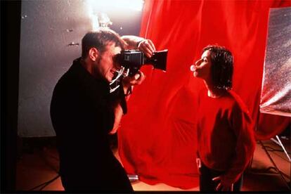 Irene Jacob, en una imagen de <i>Tres colores: Rojo,</i> de Krzysztof Kieslowski.