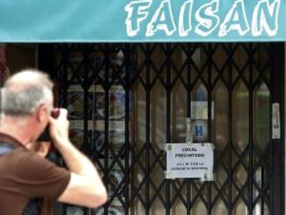 Entrada del bar Faisán.