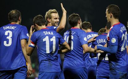 Los jugadores de Croacia celebran uno de los goles del partido.