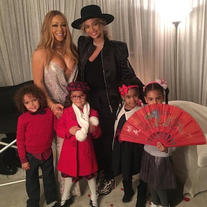 Una de las fotografías que más reaccions ha tenido es en la que aparece en el camierino junto a la cantante Beyoncé, y los hijos de ambas.