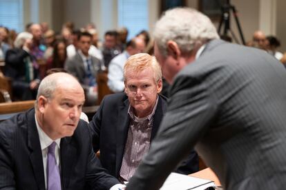 Alex Murdaugh and his attorneys prepare for his trial for murder at the Colleton County Courthouse on Tuesday, Jan. 31, 2023 in Walterboro, S.C.