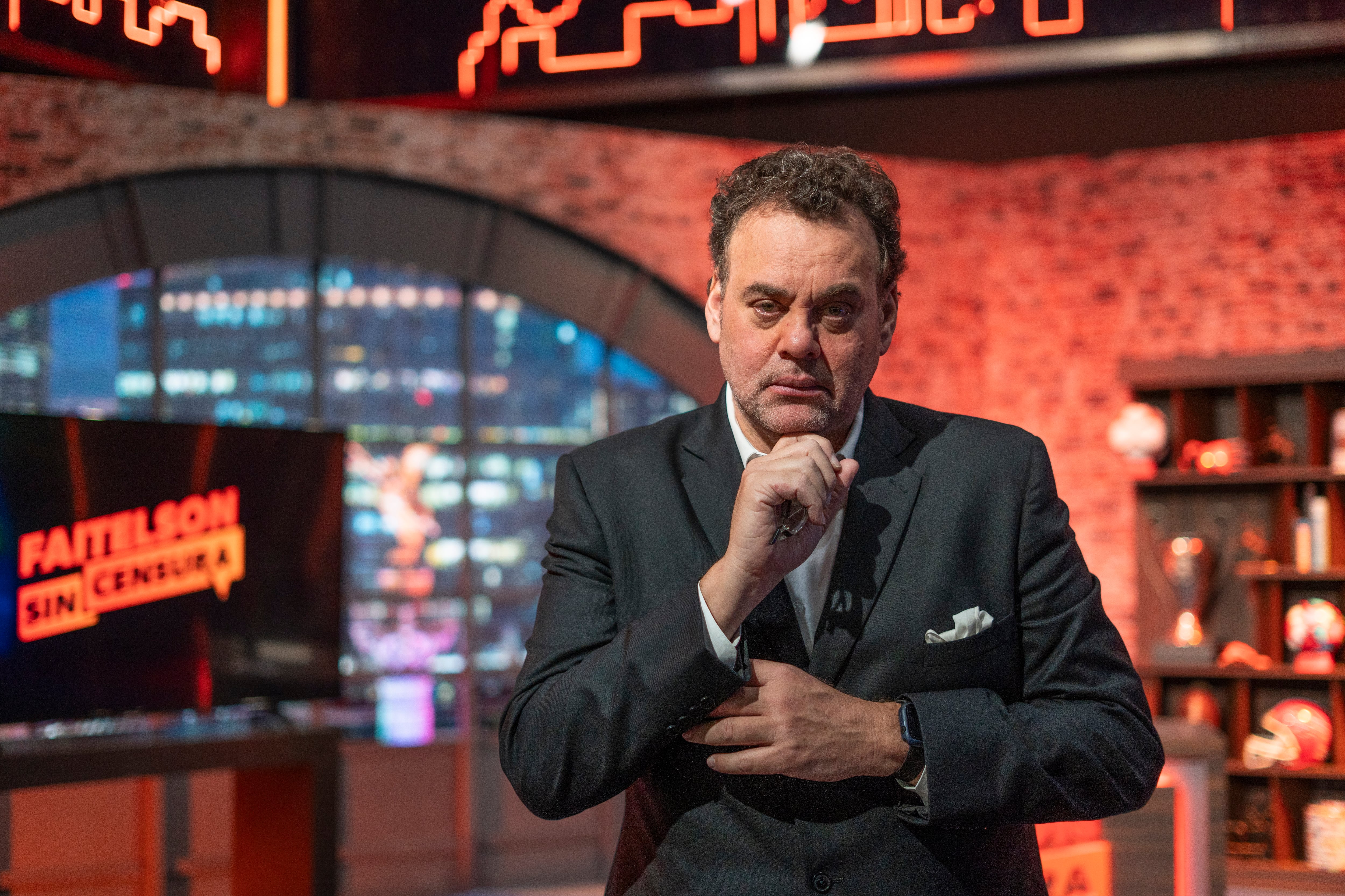 Faitelson pide perdón a José Ramón Fernández públicamente y enfría una disputa que había escalado a lo personal