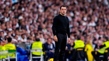 Xavi Hernández en el estadio Santiago Bernabéu.