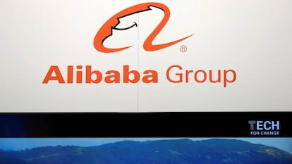 Logotipo de Alibaba en una feria en Par&iacute;s. 