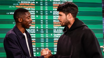 Dembélé y Alcaraz, durante el sorteo efectuado este jueves en París.