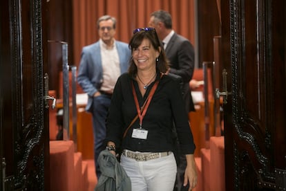 Victoria Álvarez en el Parlament en 2017.