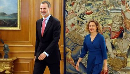 El rey Felipe recibe a la presidenta del Congreso, Meritxell Batet, este miércoles en el Palacio de la Zarzuela.