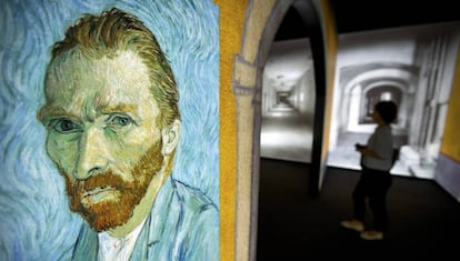'Autorretrato', en la exposición dedicada a la obra de Van Gogh que se puede ver en Pekín.