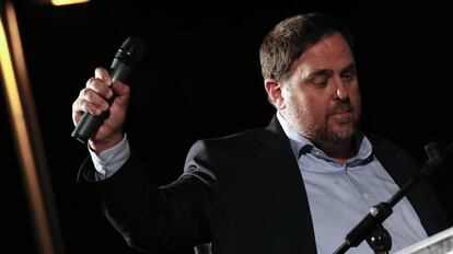 Orio Junqueras en un discurso haciendo compa&ntilde;a en favor del refer&eacute;ndum ilegal.