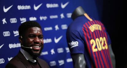 Umtiti, durante su renovación a mediados de año.