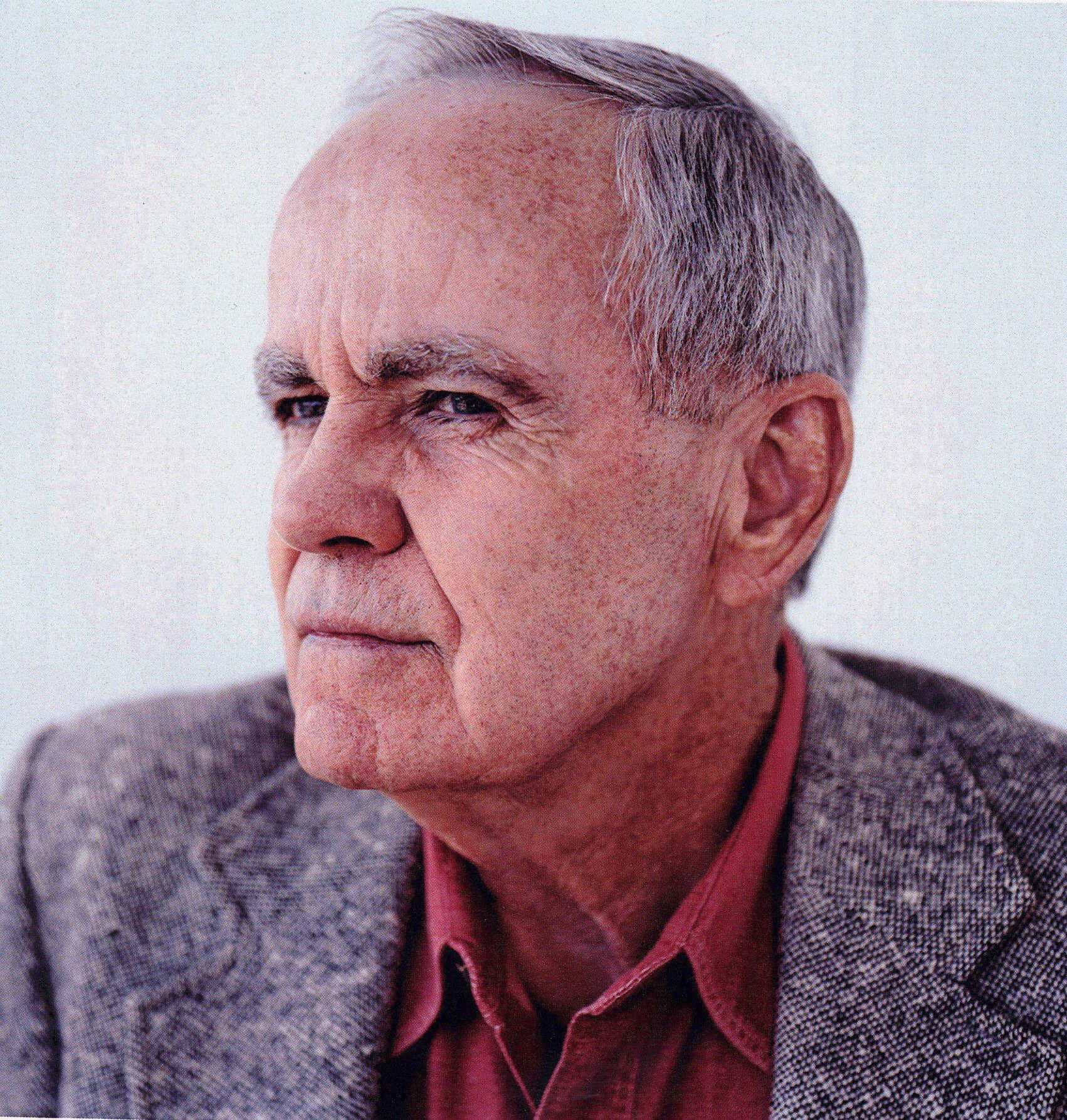 La revelación de la relación de Cormac McCarthy con una adolescente sacude el mundo literario estadounidense