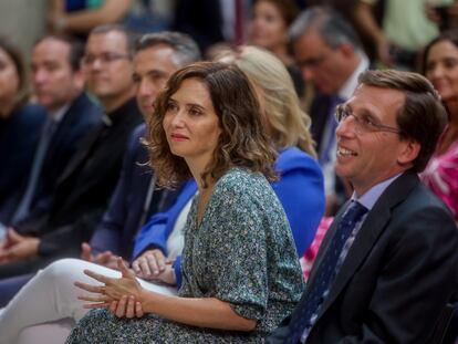 La presidenta de la Comunidad de Madrid, Isabel Díaz Ayuso, y el alcalde de Madrid, José Luis Martínez-Almeida, el pasado 15 de agosto, en Madrid.