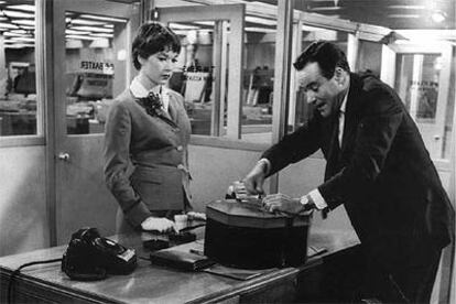 Escena de <i>El apartamento</i>, con Shirley MacLaine y Jack Lemmon.