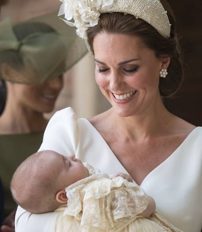 Kate, duquesa de Cambridge, con su hijo Luis.