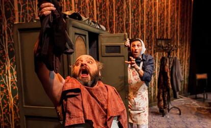 Escena de la obra 'Pulgarcito' de la compañía Teatro Paraíso.
