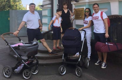 A photo of some of the families in Kiev, outside the Spanish embassy.