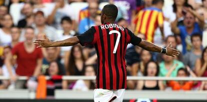 Robinho celebra su gol ante el Valencia