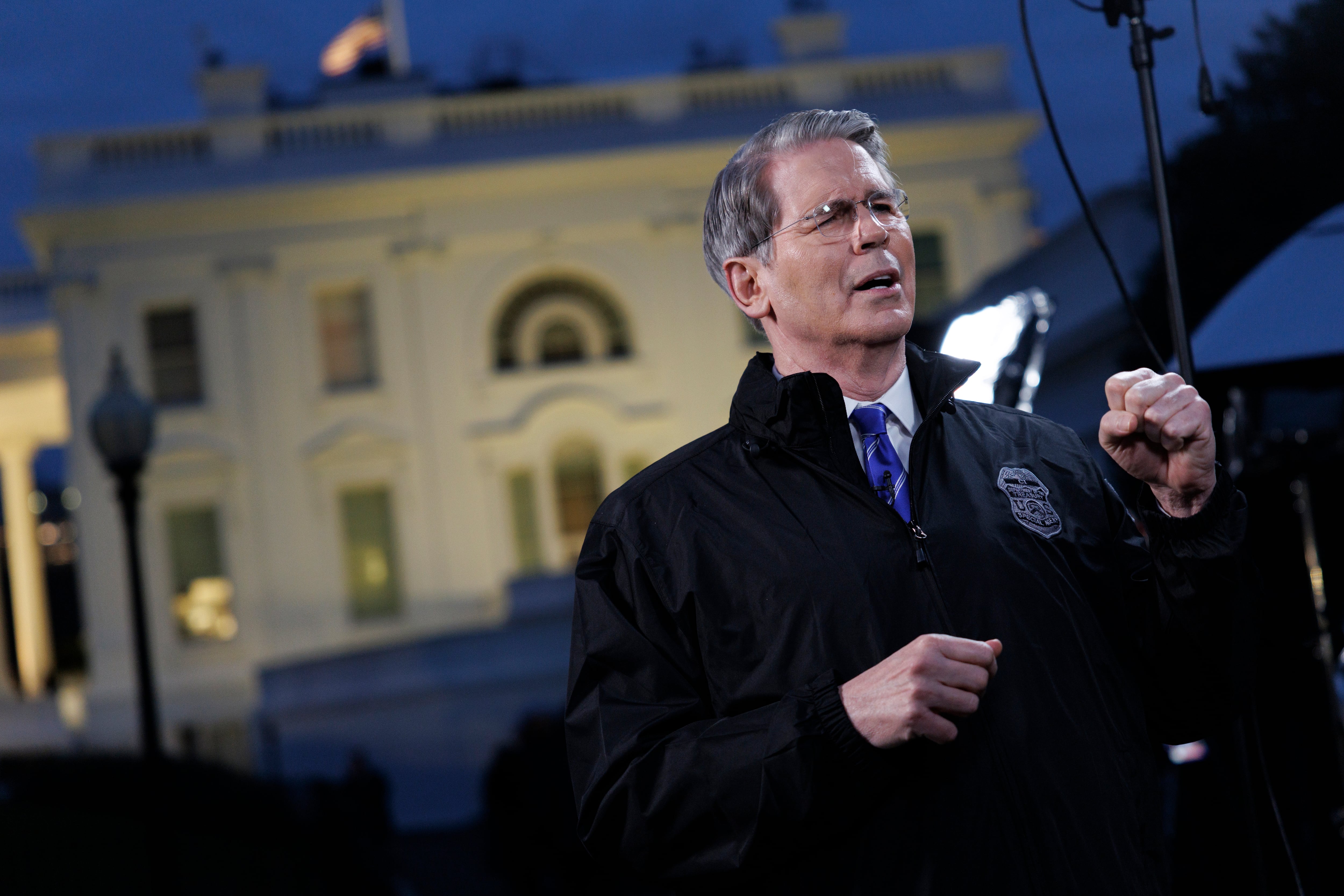 Trump promuove una nuova iniziativa di dolarizzazione per rafforzare il dollaro