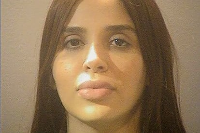 La esposa del narcotraficante mexicano posa en la Oficina del Sheriff de Alexandria en Virginia, EE.UU., el 23 de febrero de 2021. 