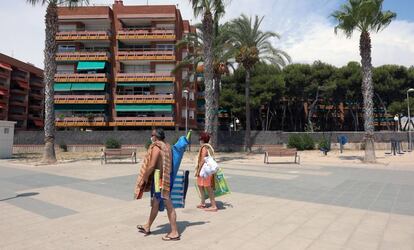 Urbanització amb segones residències a peu de mar a Torredembarra.