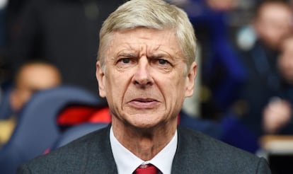 Arsene Wenger, ante el Tottenham.