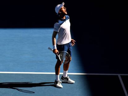 Novak Djokovic celebra el triunfo tras su primer partido en Melbourne.