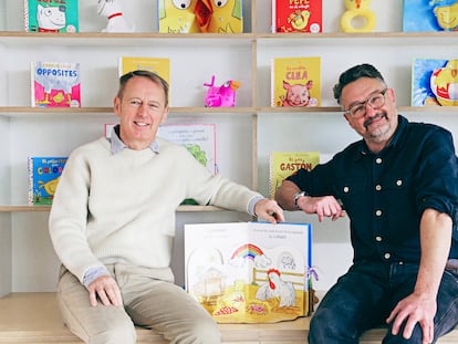 Ant Parker y Nick Denchfield, autores de los libros del pollo Pepe.