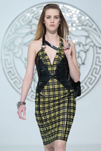 el estilo mas futurista de versace