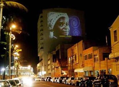 Una imagen de la exposición, en una de las calles de Salvador de Bahía.