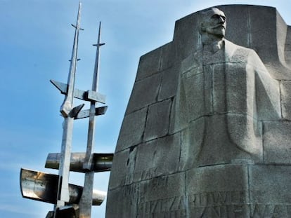 Monumento al escritor Joseph Conrad en Gdynia.