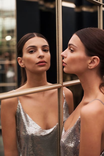 Emily Ratajkowski para Paco Rabanne