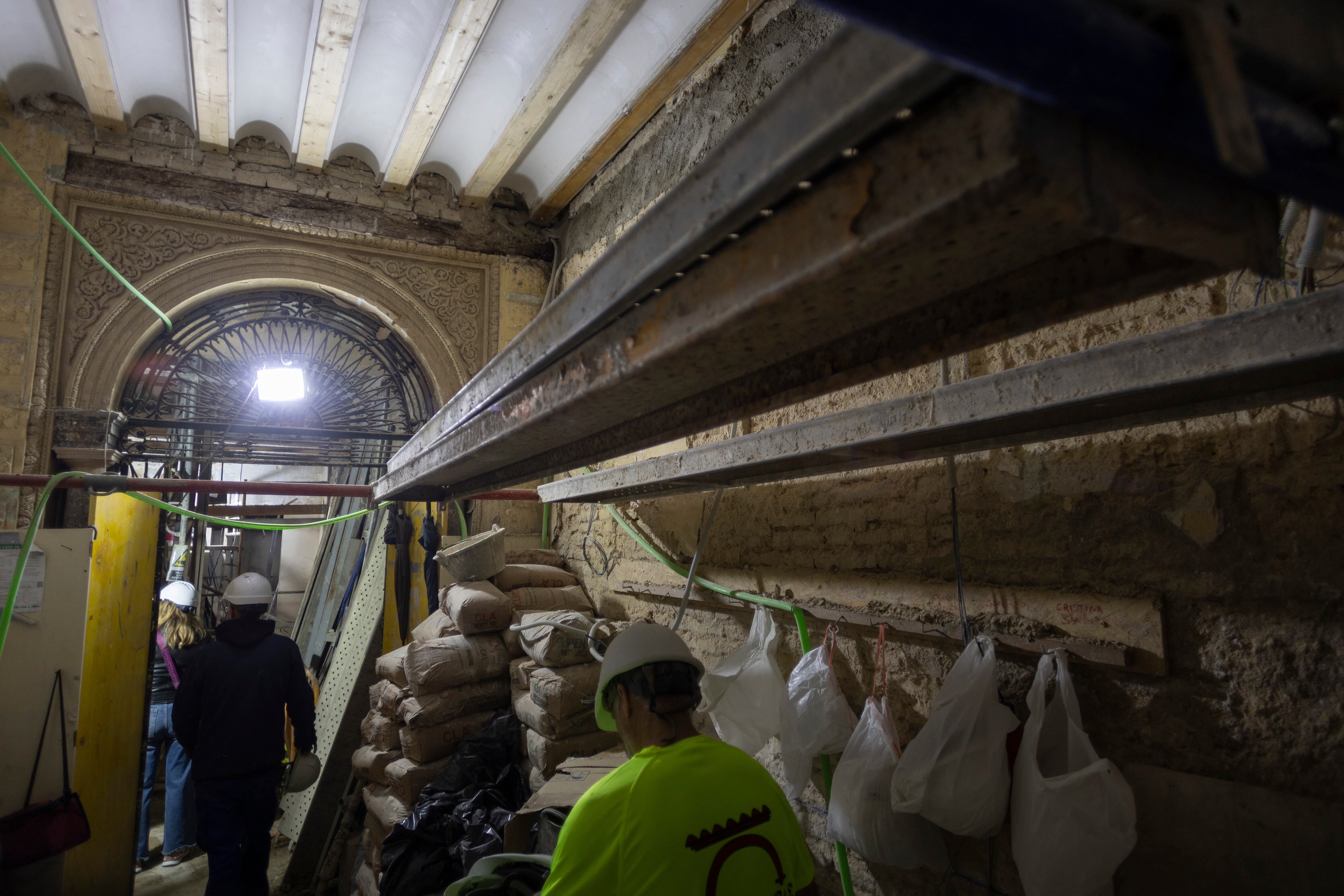 Obras en la casa de Luis Cernuda en Sevilla. 