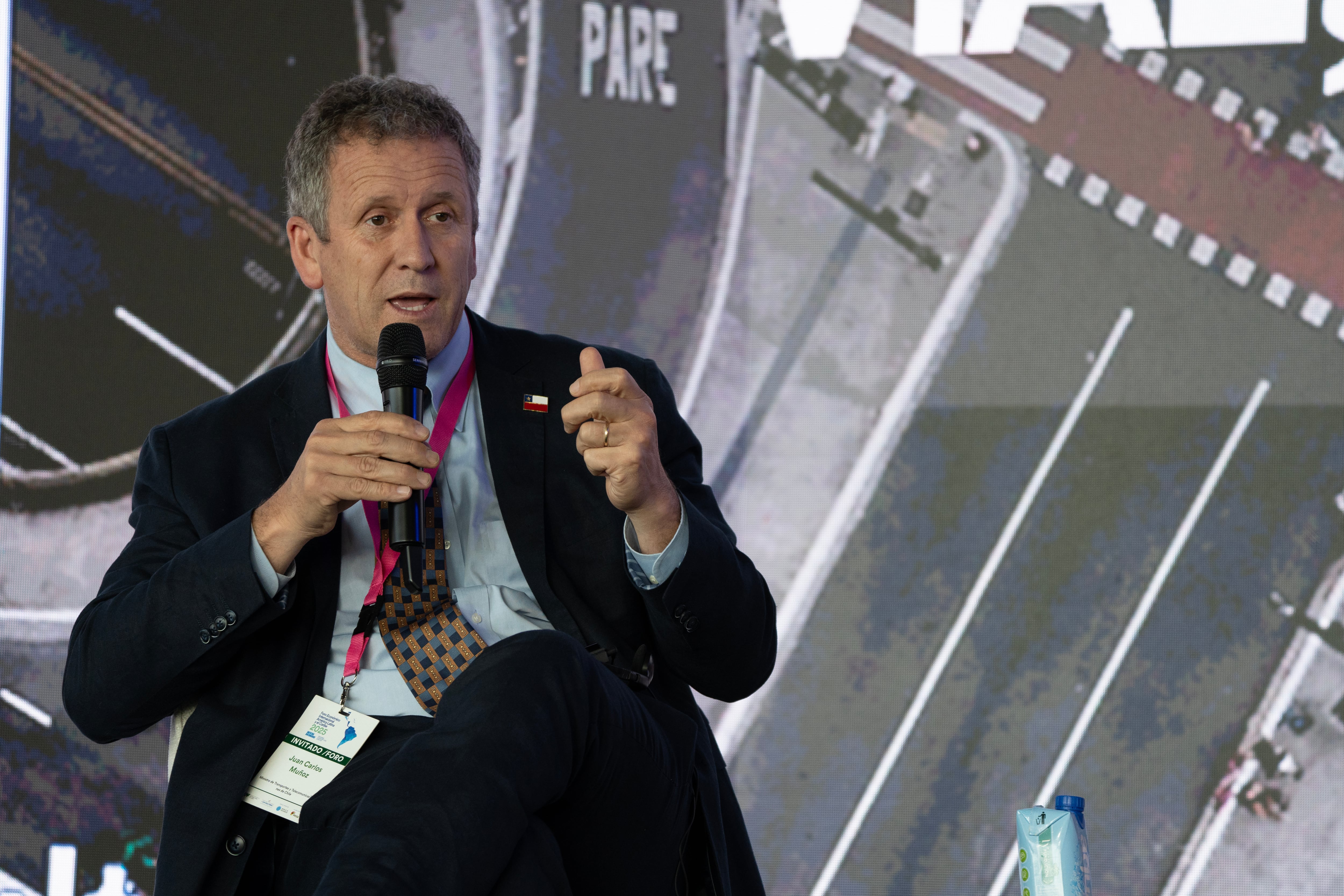 Los vínculos personales con EE UU de Juan Carlos Muñoz, el ministro de Boric sancionado por Trump