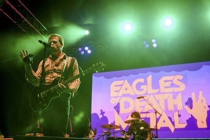 Jesse Hughes, de Eagles of Death Metal, durante una actuación en Los Ángeles el pasado 25 de octubre.